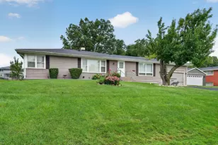2N266 Prairie Ave, Glen Ellyn, IL 60137 - Photo 1