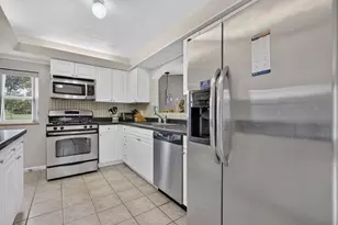 2N266 Prairie Ave, Glen Ellyn, IL 60137 - Photo 9