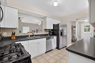 2N266 Prairie Ave, Glen Ellyn, IL 60137 - Photo 11