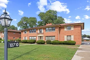 10710 W Cermak Rd, Westchester, IL 60154 - Photo 1