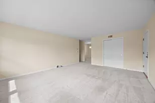 10710 W Cermak Rd, Westchester, IL 60154 - Photo 7