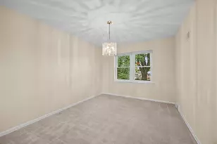 10710 W Cermak Rd, Westchester, IL 60154 - Photo 9