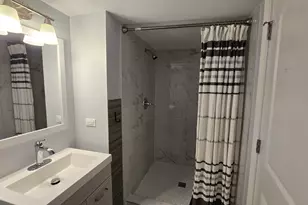 7951 S Blackstone Ave, Chicago, IL 60619 - Photo 35