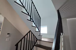 7951 S Blackstone Ave, Chicago, IL 60619 - Photo 21