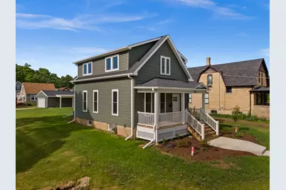 790 Wing Street, Elgin, IL 60123 - Photo 1