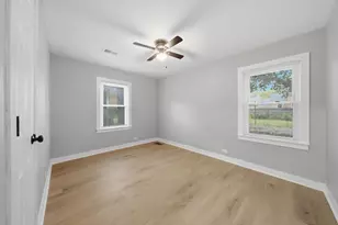 14828 Oak St, Dolton, IL 60419 - Photo 13