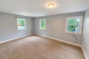 2039 Cherry Ave, Hanover Park, IL 60133 - Photo 11