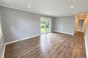2039 Cherry Ave, Hanover Park, IL 60133 - Photo 3