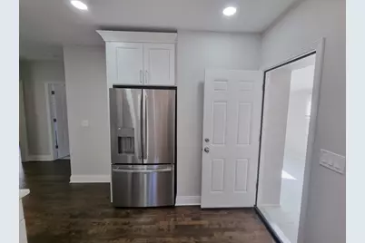 2123 S 10th Avenue, Maywood, IL 60153 - Photo 13