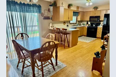 205 N Pond Street, Lostant, IL 61334 - Photo 5