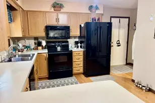 205 N Pond St, Lostant, IL 61334 - Photo 9