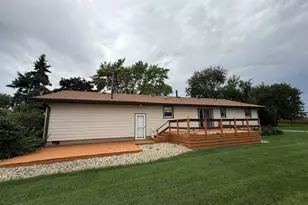 205 N Pond St, Lostant, IL 61334 - Photo 19