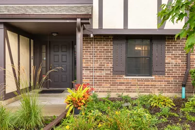 704 Elizabeth Drive #B, Wood Dale, IL 60191 - Photo 1
