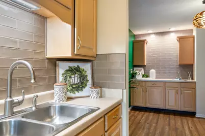 704 Elizabeth Drive #B, Wood Dale, IL 60191 - Photo 5
