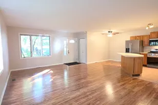 426 S 4th St, Saint Charles, IL 60174 - Photo 7