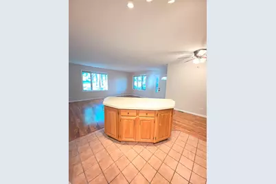 426 S 4th Street #1, Saint Charles, IL 60174 - Photo 3
