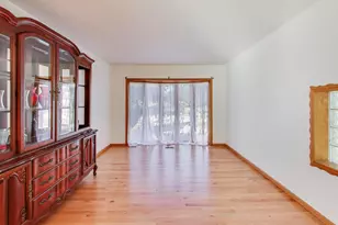 901 S Can-Dota Ave, Mount Prospect, IL 60056 - Photo 13