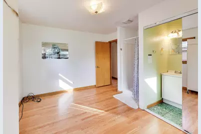 901 S Can Dota Avenue, Mount Prospect, IL 60056 - Photo 17