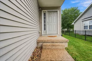 1826 Chuck Murray Dr, Normal, IL 61761 - Photo 3