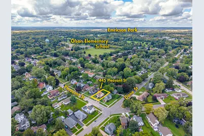 445 Pleasant Street, Woodstock, IL 60098 - Photo 25