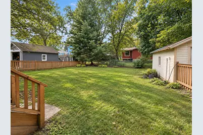 445 Pleasant Street, Woodstock, IL 60098 - Photo 23