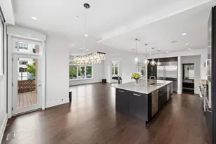 2730 N Hartland Ct, Chicago, IL 60614 - Photo 25