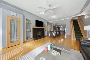2646 S Hillock Ave, Chicago, IL 60608 - Photo 3