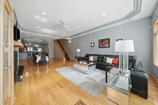 2646 S Hillock Ave, Chicago, IL 60608 - Photo 7