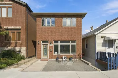 2646 S Hillock Avenue, Chicago, IL 60608 - Photo 1