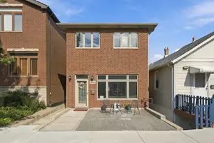 2646 S Hillock Ave, Chicago, IL 60608 - Photo 1