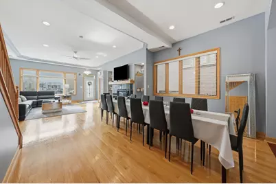 2646 S Hillock Avenue, Chicago, IL 60608 - Photo 9