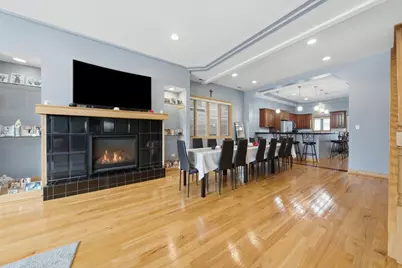 2646 S Hillock Avenue, Chicago, IL 60608 - Photo 5