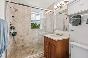 2711 N Mildred Ave, Chicago, IL 60614 - Photo 13