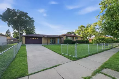 8300 Long Avenue, Burbank, IL 60459 - Photo 5