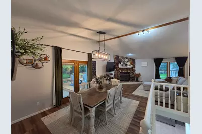 6775 Skyview Trail, Roscoe, IL 61073 - Photo 5
