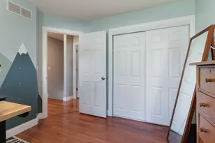 2104 Park Pl Dr, Bloomington, IL 61701 - Photo 23