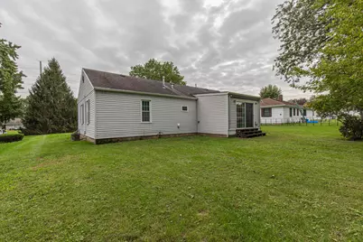 1412 Meriden Street, Mendota, IL 61342 - Photo 17