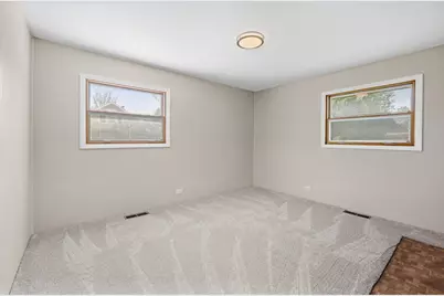 267 Holly Lane, Elk Grove Village, IL 60007 - Photo 19