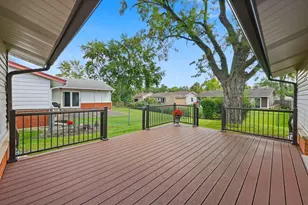 267 Holly Ln, Elk Grove Village, IL 60007 - Photo 27