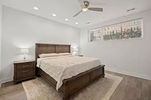 933 W George St, Chicago, IL 60657 - Photo 15