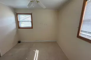 2402 Rohlwing Rd, Rolling Meadows, IL 60008 - Photo 7