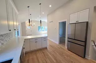 6529 28th Pl, Berwyn, IL 60402 - Photo 9