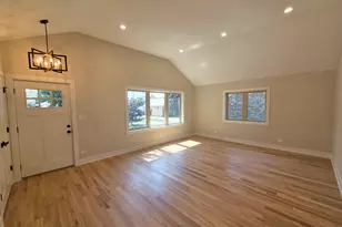 6529 28th Pl, Berwyn, IL 60402 - Photo 3