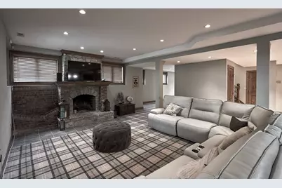 9508 Natoma Avenue, Oak Lawn, IL 60453 - Photo 19