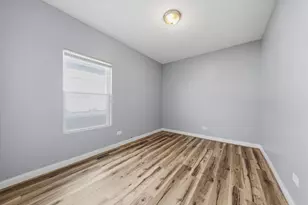8041 S Dorchester Ave, Chicago, IL 60619 - Photo 23