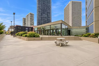 5320 N Sheridan Road #1607, Chicago, IL 60640 - Photo 15