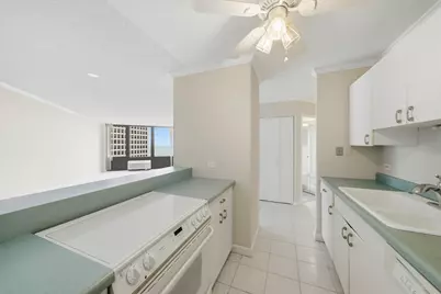 5320 N Sheridan Road #1607, Chicago, IL 60640 - Photo 7