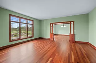 11N720 Muirhead Rd, Elgin, IL 60124 - Photo 5