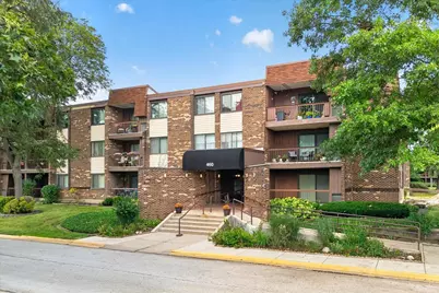 460 Raintree Court #1H, Glen Ellyn, IL 60137 - Photo 1