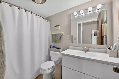 460 Raintree Court #1H, Glen Ellyn, IL 60137 - Photo 15